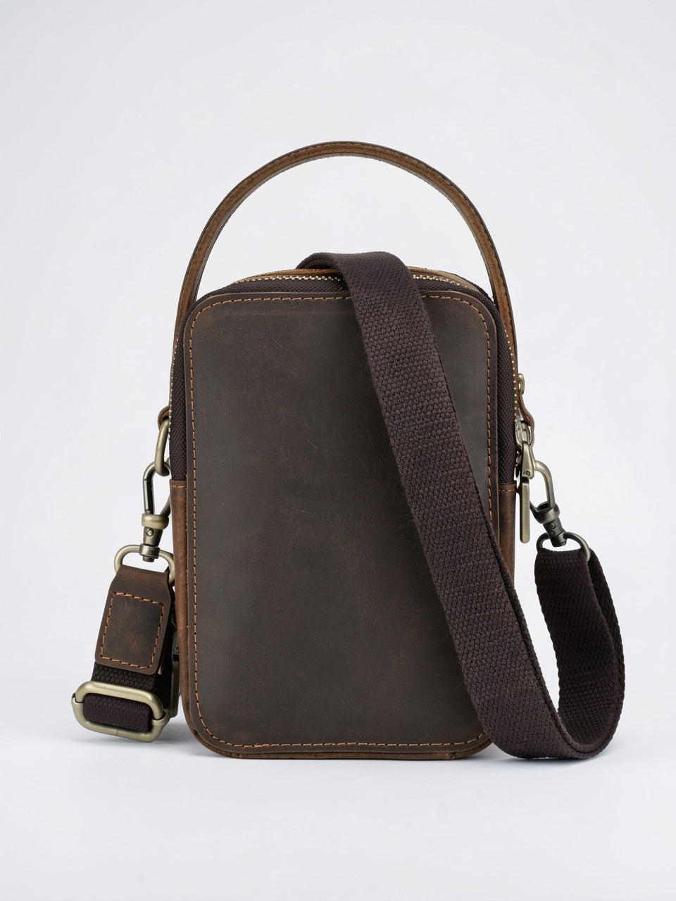 Sacoche Bandoulière Homme en Épais Cuir Zippée Compacte - 3