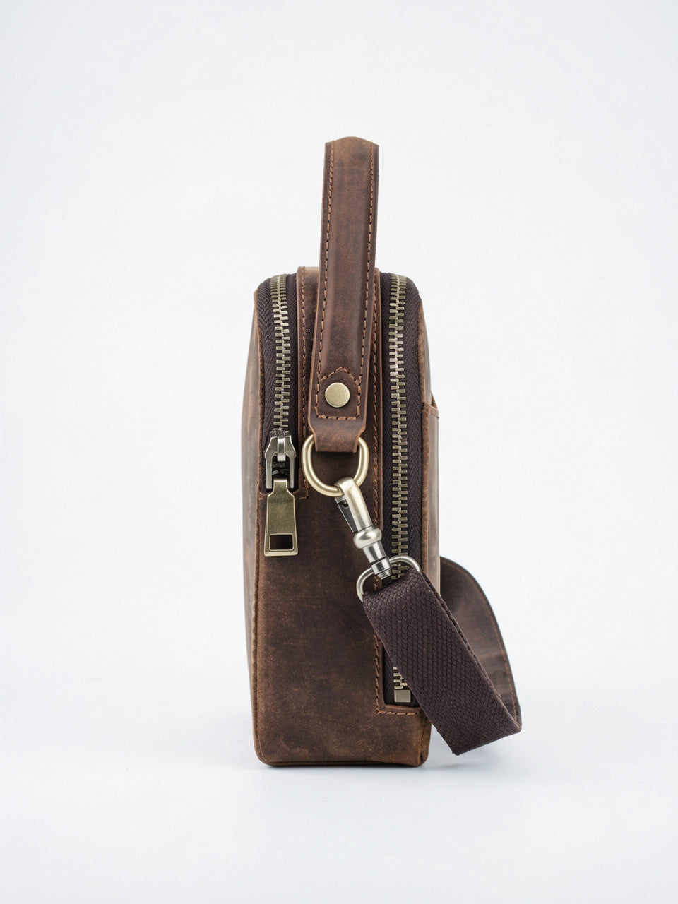 Sacoche Bandoulière Homme en Épais Cuir Zippée Compacte - 7